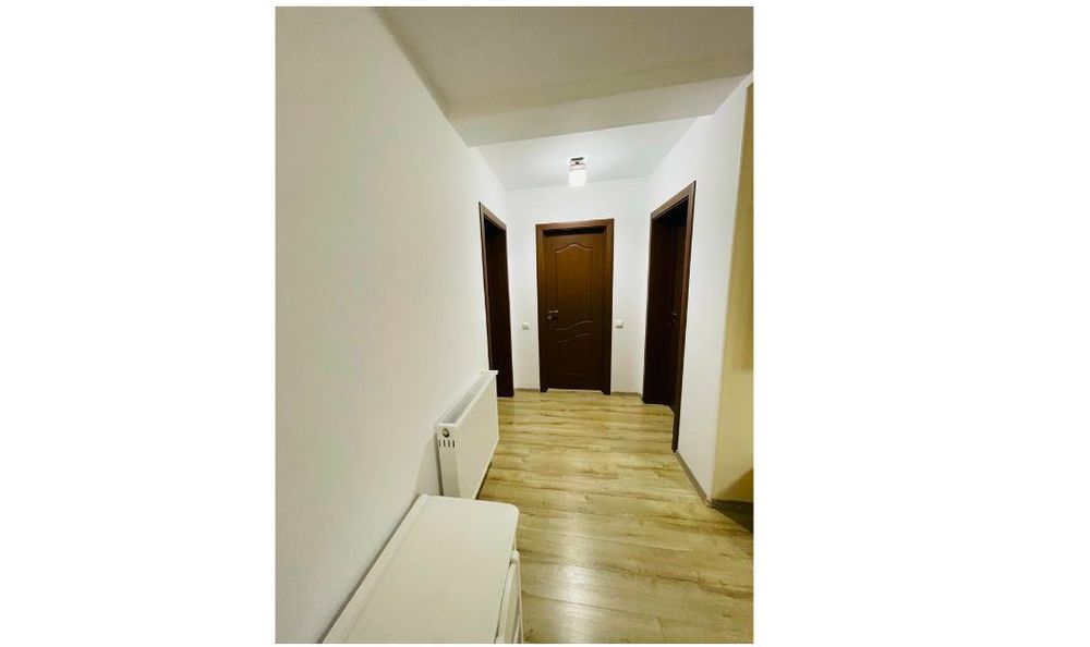 Apartament de Vănzare, 3 Camere, 81mp, 2 Parcari, Zona Selimbar.
