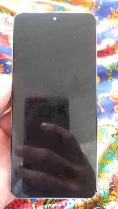 Telefon sotiladi,