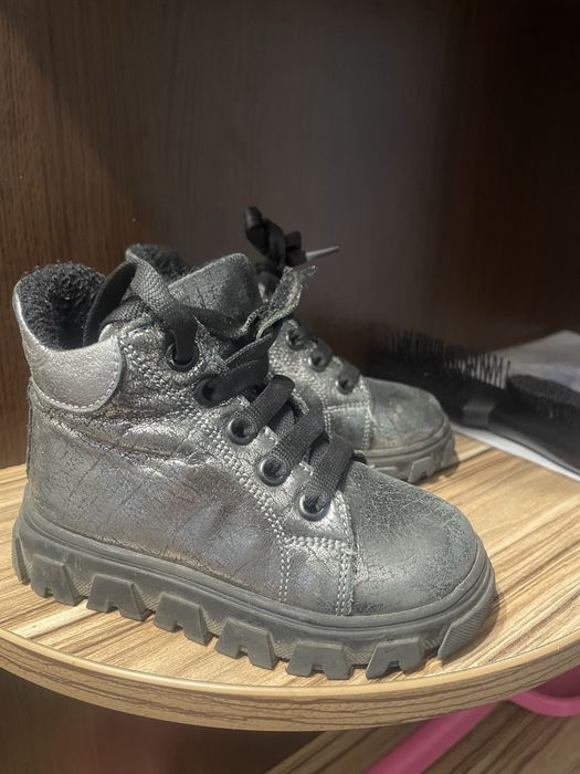Демисезонные ботинки для девочек