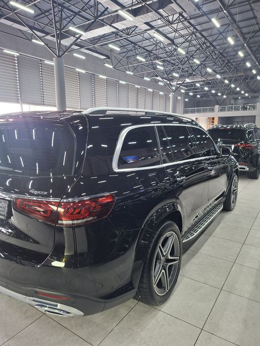 Ассалому алейкум Mercedes Benz срочно сотилади gls 450