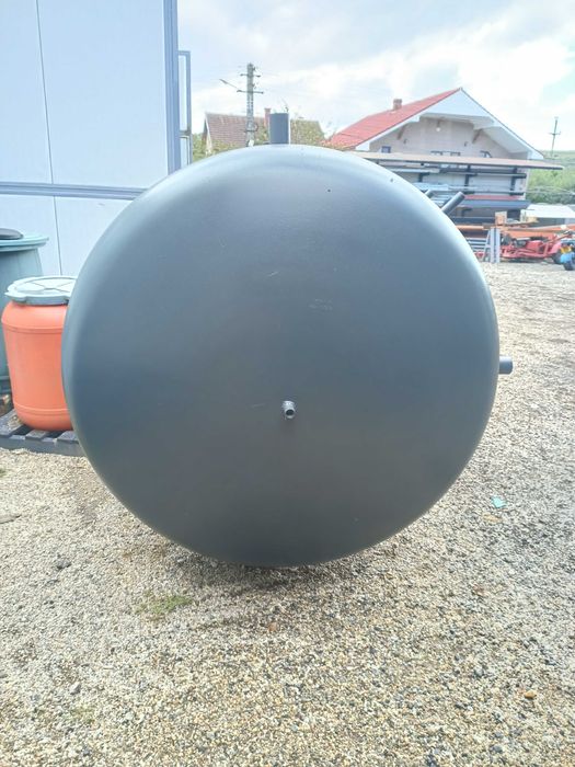De vanzare PUFER 5000 LTR