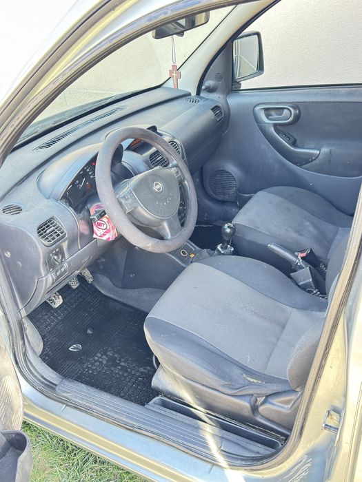 Opel astra  cdti 2011