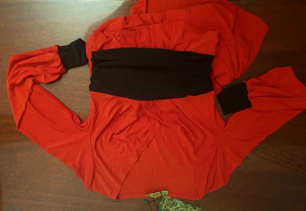 Эффектное вечернее платье в пол