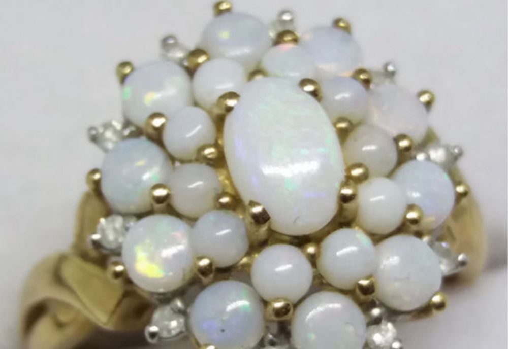 Inel vintage aur 9k,opal australian si diamante