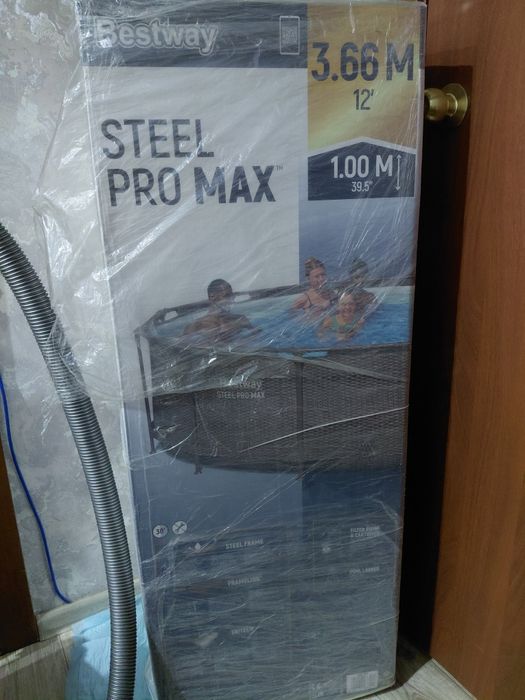 Бассейн каркасный. Новый