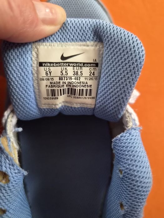 Adidasi nike marimea 38 culoarea albastru deschis si portocaliu