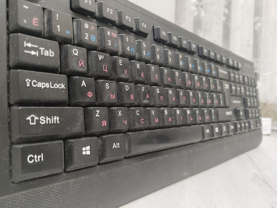 Клавиатура Delux