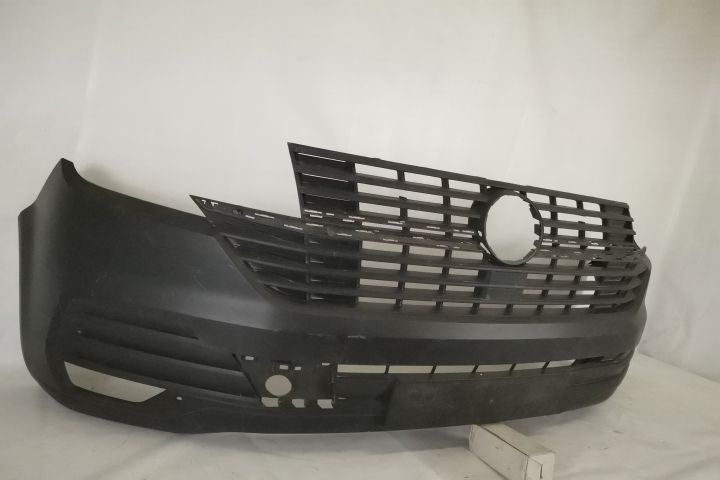 Предна броня Оригинална В добро състояние Фолксваген ВВ / Volkswagen V