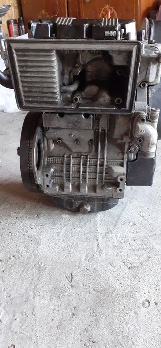 Vând motor LOMBARDINI FOX pentru piese