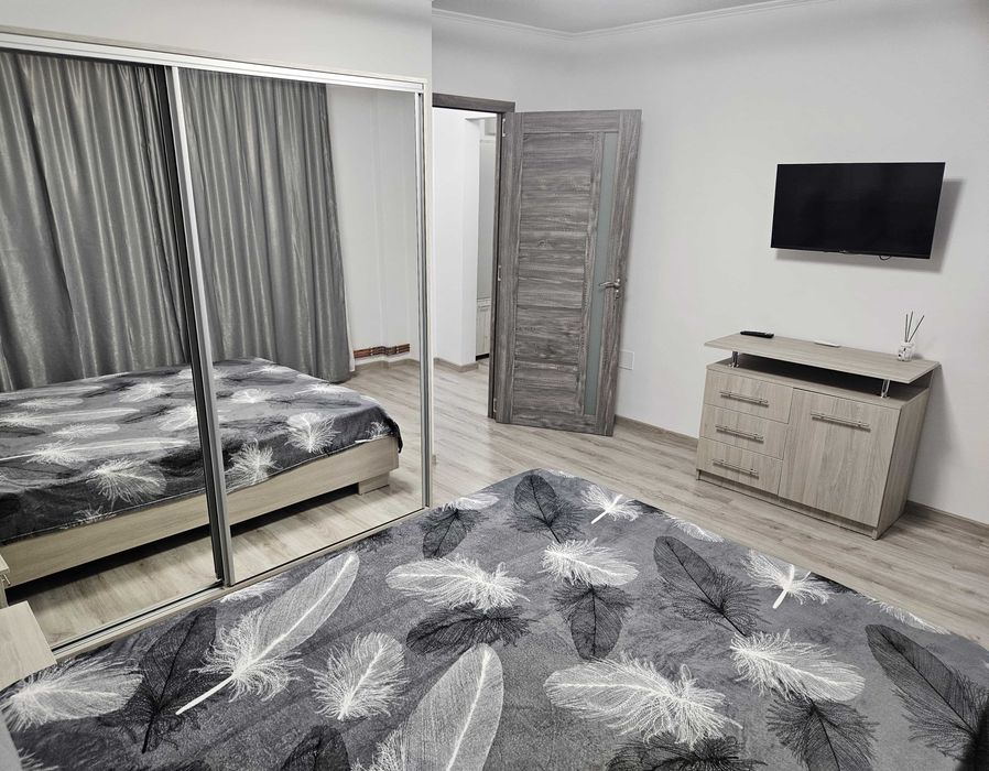 Apartament doua camere gavana 3 ( JAM ) renovat / totul absulut nou