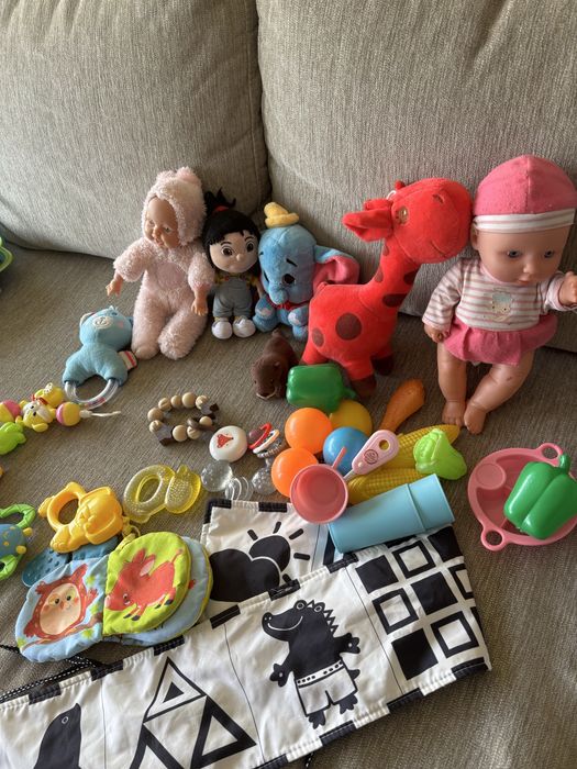 Играчки за бебе и малко дете