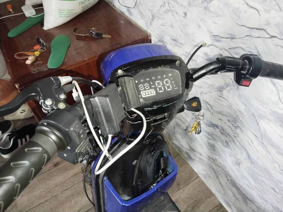 Продам скутер 800ват