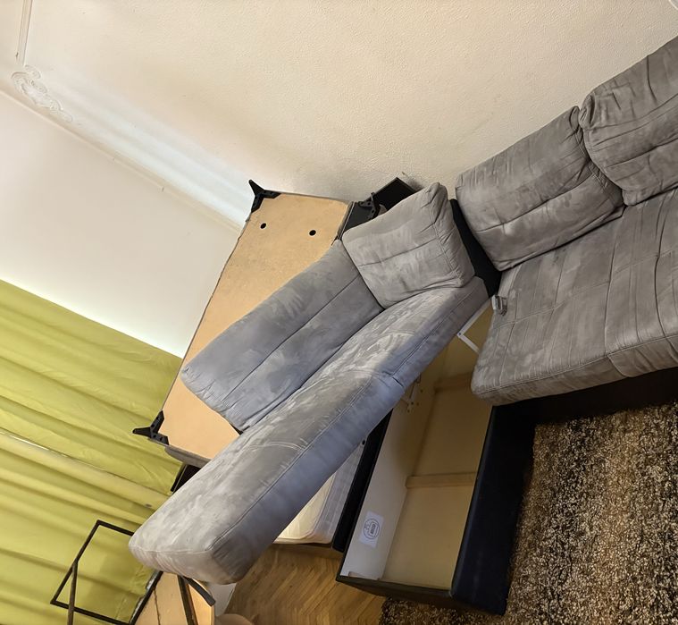 Canapea extensila pat catifeapremium cu sistem depozitare stabila tare/moale confortabila cu mici defecte la extremitati uzura normala ofer transport