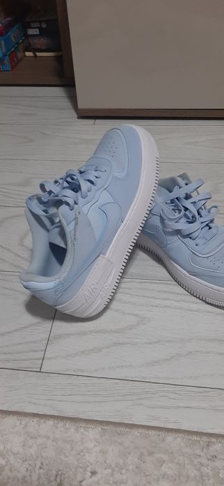 Adidasi nike air force