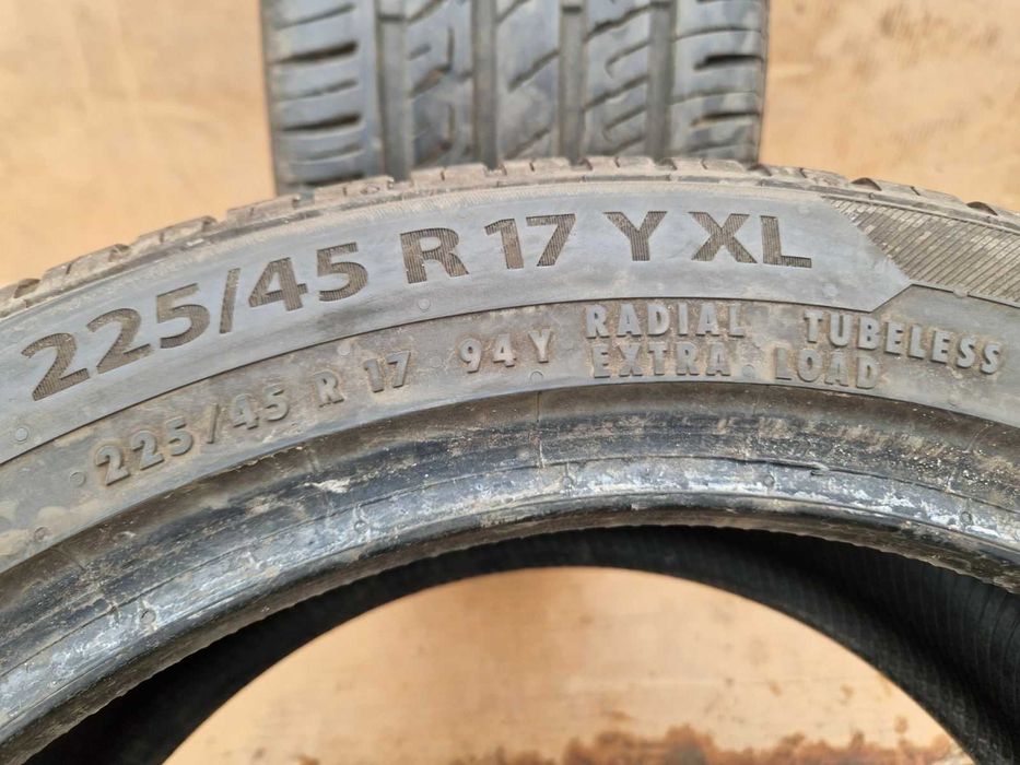 2 Barum R17 225/45  Летни гуми  DOT0822