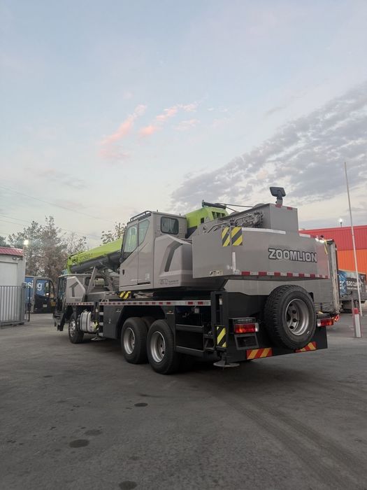 Автокран 25тн ZOOMLION ZTC250V5-1 сотилади