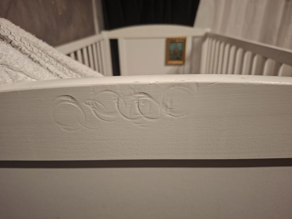 Patut bebeluș lemn