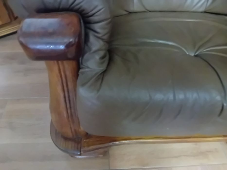 Canapele piele de vanzare
