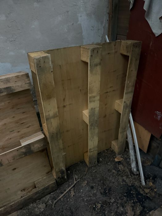 Продам паллеты 6 шт