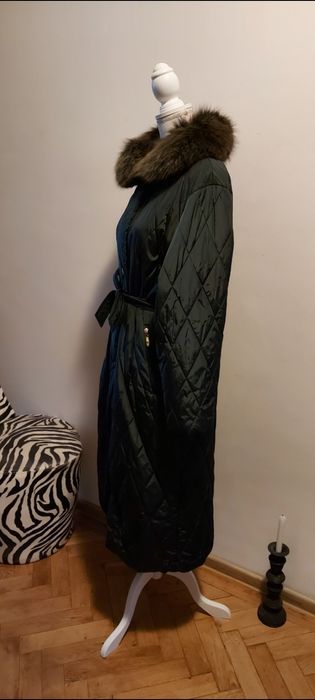 Geaca lunga dama cu guler detașabil din blana naturală de vulpe