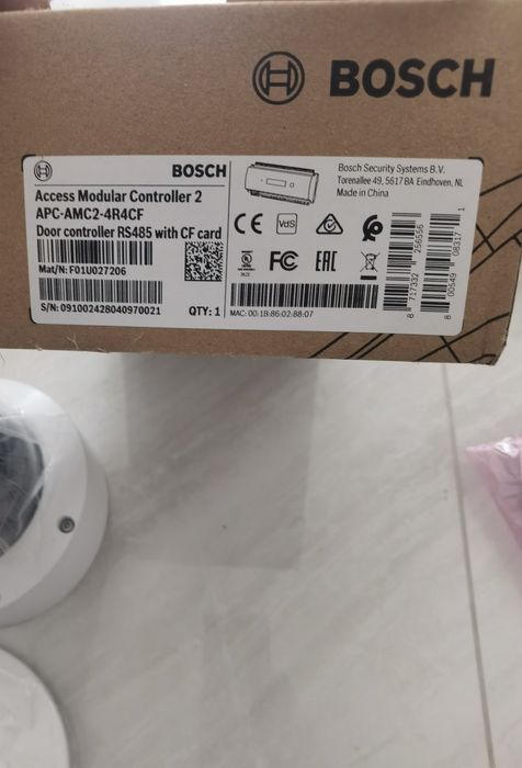 band 3 camere bosch si controler
