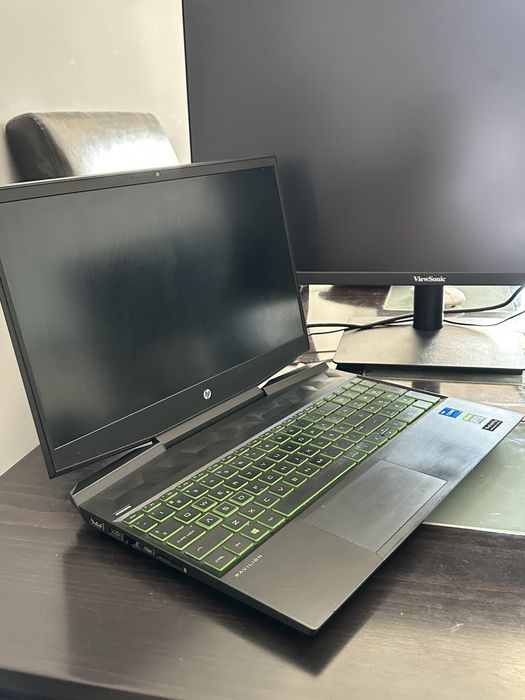 Продавам: HP Pavilion 15 (i5-11300H / RTX 3050 / 8GB / 512GB)