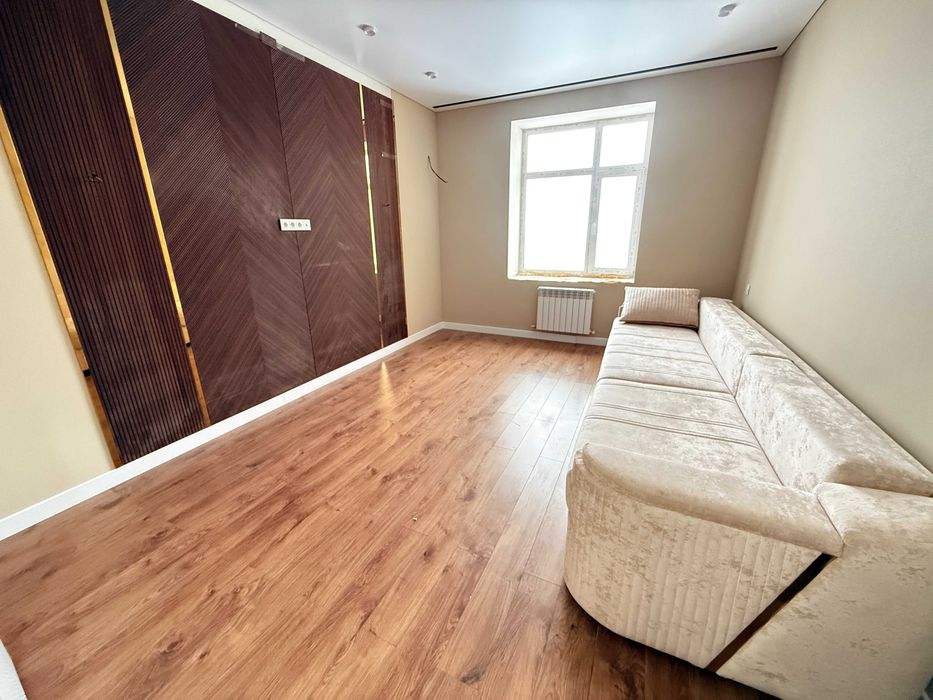 Продается 2-х ком. квартира со свежим ремонтом в ЖК " Атамура 3 "