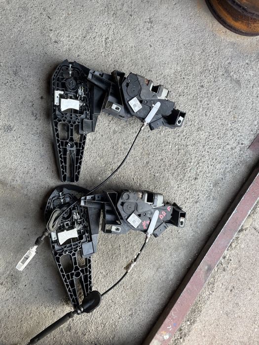 Broasca usa stanga / dreapta fata spate Ford Mondeo mk5 + maner usa