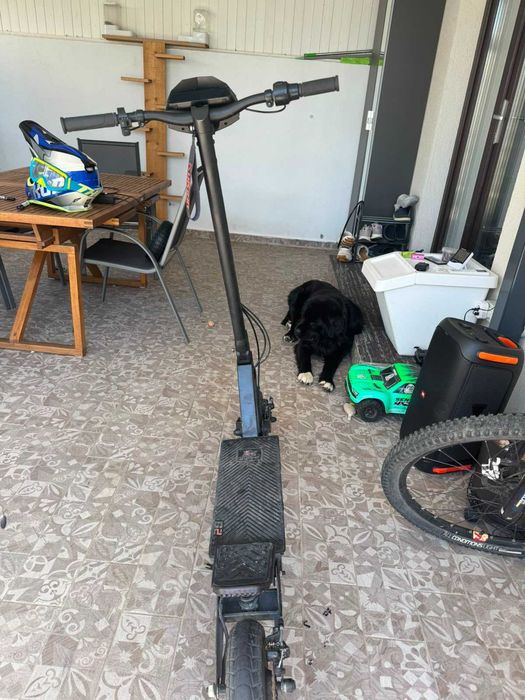 Vând Trotinetă Electrică KuKirin G2 (Model 2025) + GENTUȚĂ BONUS!