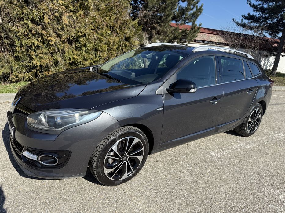 RENAULT Megane