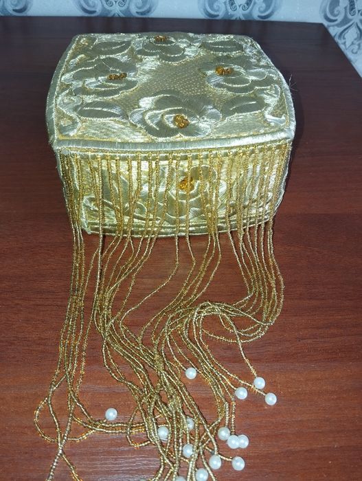 Ayollar kiyimlari