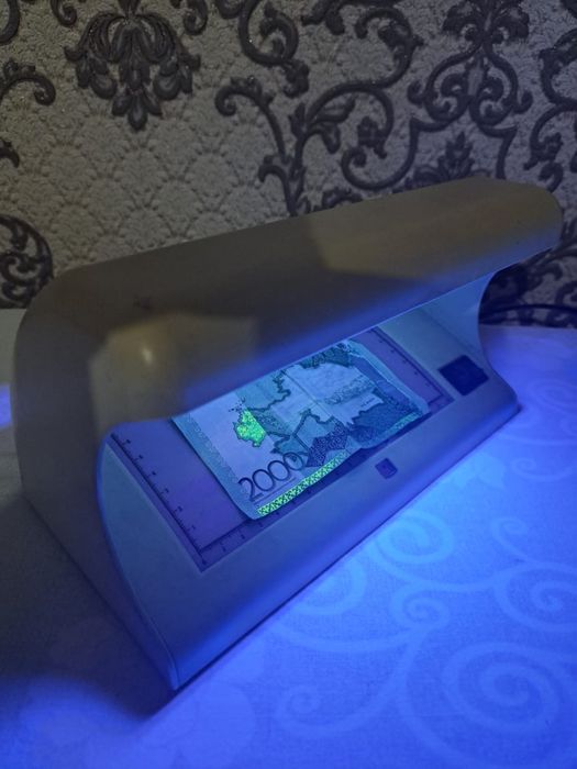 Детектор банкнот