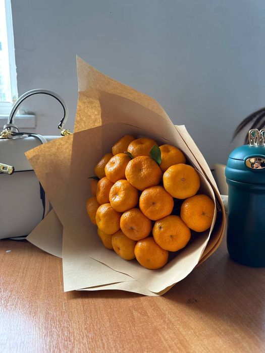 Trend mandarin buket sovgʻalar uchun