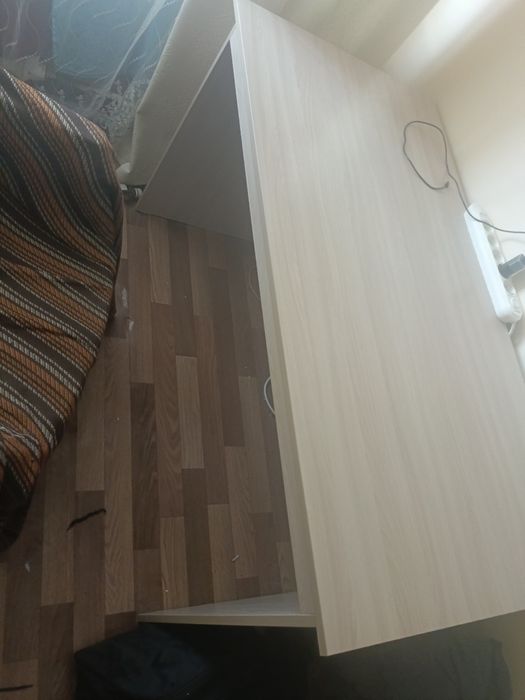 Продам столы срочно