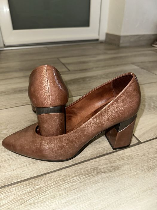 Pantofi de piele Hispanitas