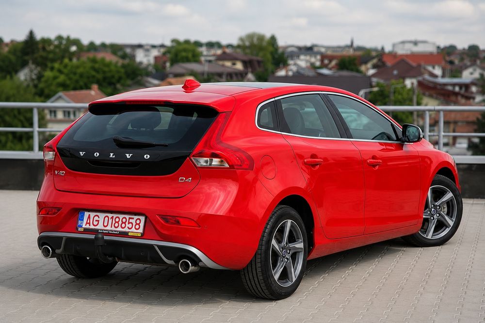 VOLVO V40 2015 — imagine 4