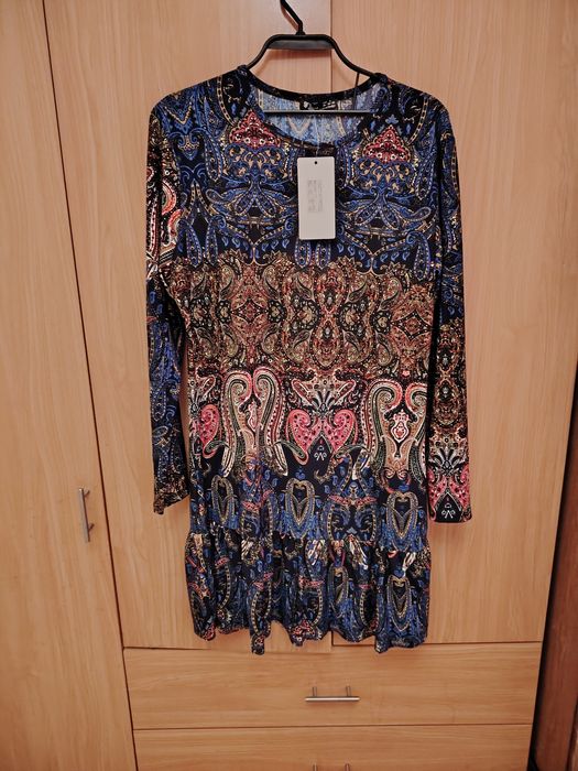 Дамска чисто нова рокля