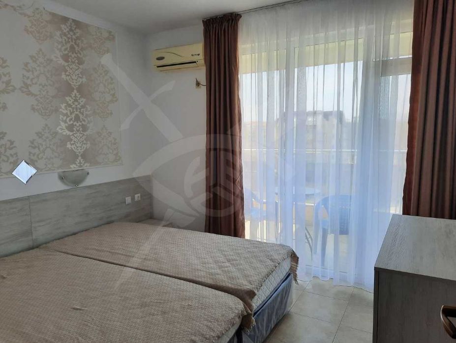 Продава се Тристаен апартамент в к.к. Слънчев бряг - 67 кв.м за 986 €/кв.м - Снимка #2