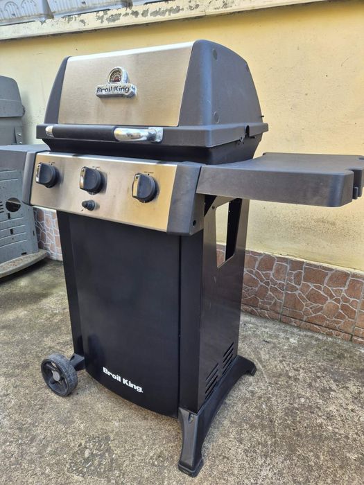 Газово барбекю Broil King GEM 310