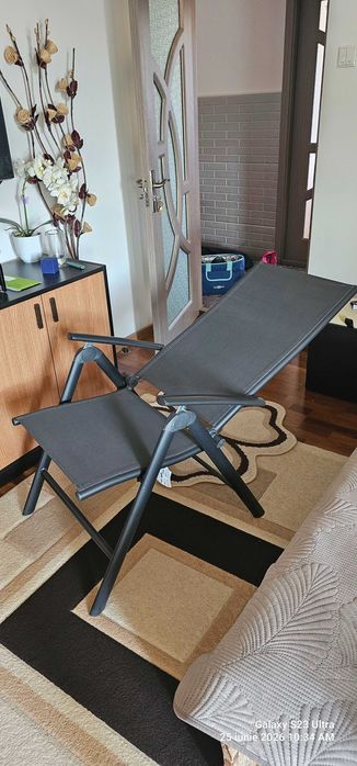 Scaun de grădină/terasă pliabil, cu spătar reglabil in 8 poziții, din aluminiu + Perna.