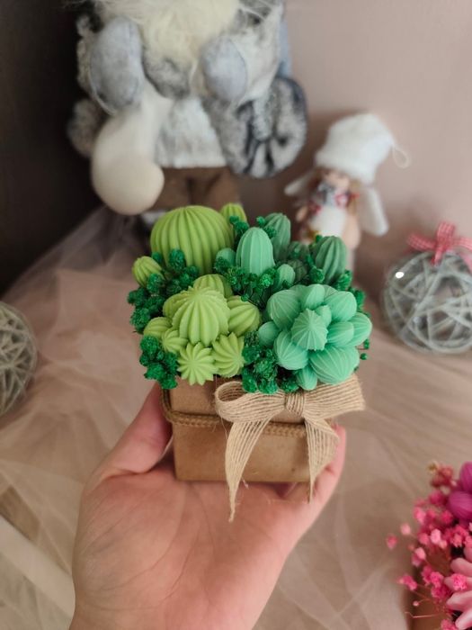 Букет с цветя от соев восък