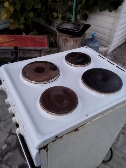 Продам электроплиту