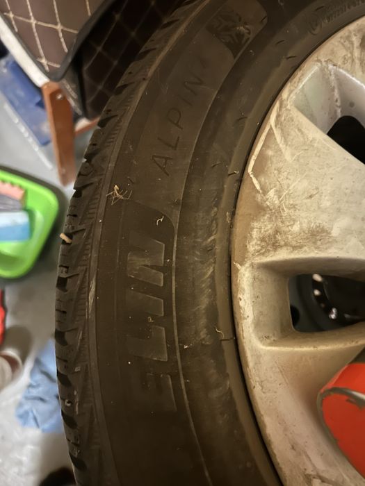 Vand cauciucuri michelin alpin 6 205/55/R16 si jante originale audi