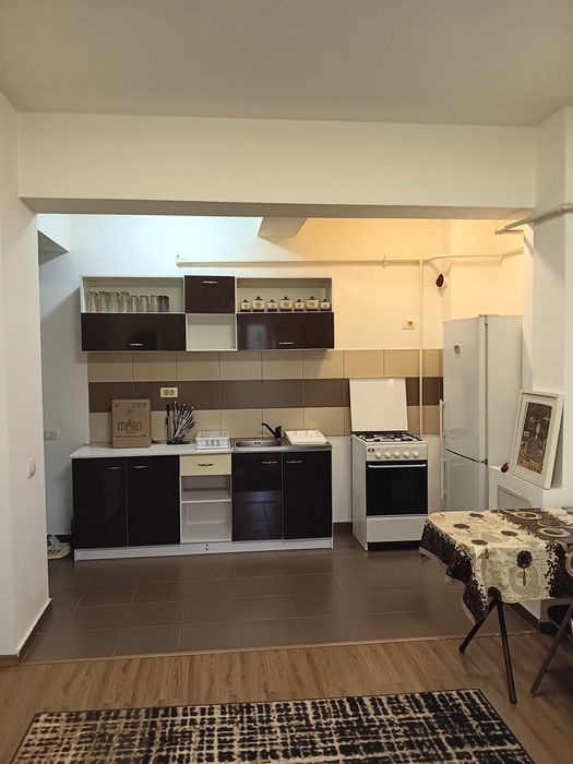 Inchiriez apartament 2 camere militari residence