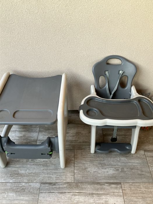 Scaun/masa servit masa bebelusi