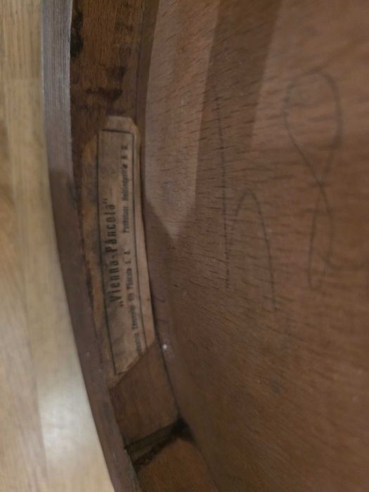 Scaun Thonet Interbelic „Vienna-Pâncota” – Piesă Originală cu Etichetă