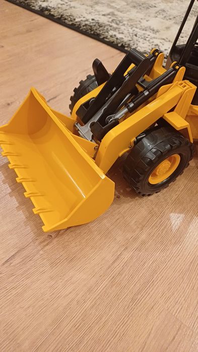 Incarcatorul articulat Bruder FR 130