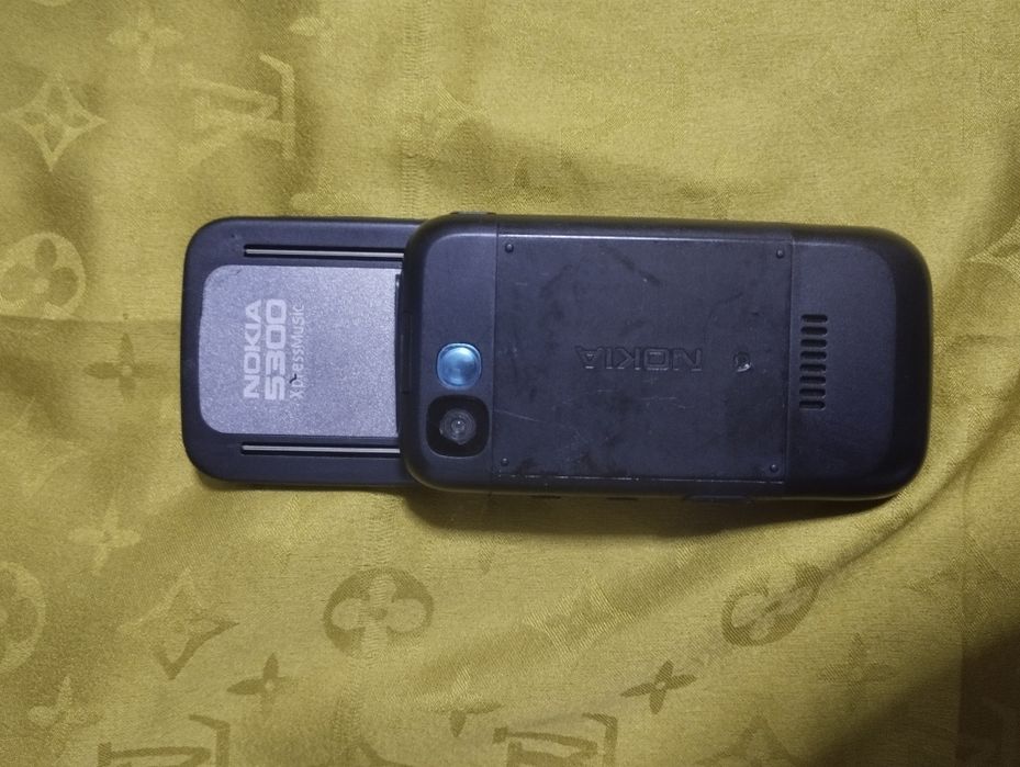 Assalom alekum Telefon Sotiladi Original Nokia 5300 Black Qora Rang