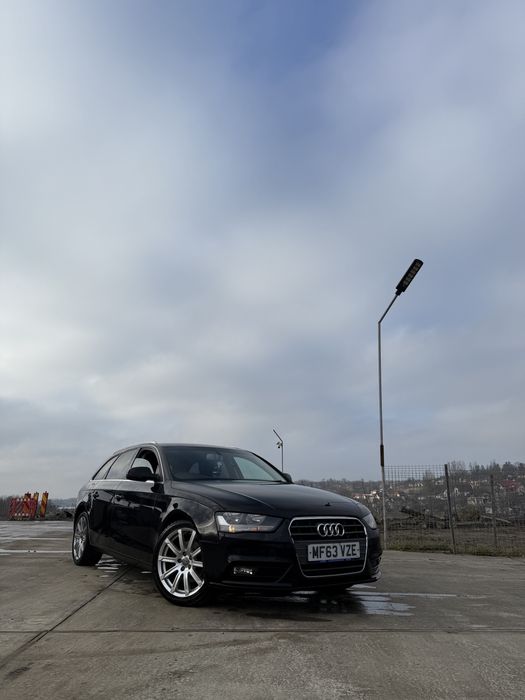 Aripa Audi a4 b8.5 dreapta fata LZ9 Y