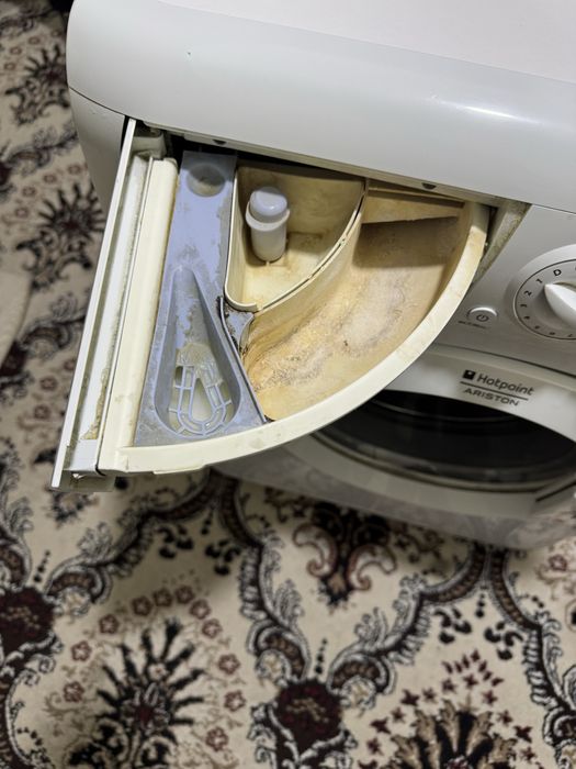 Kir yuvish mashinasi  стиральная машина Hotpoint Ariston 6 kg